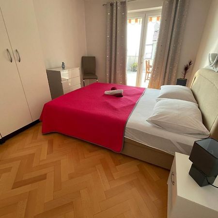 Apartman Renata Crikvenica Exterior foto